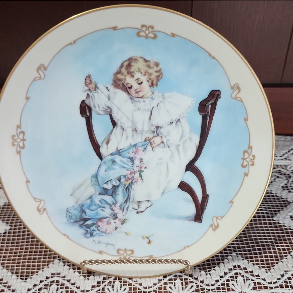 Maud Humphrey bogart Collection “The Seamstress” Ltd Ed Porcelain Plate 4804A